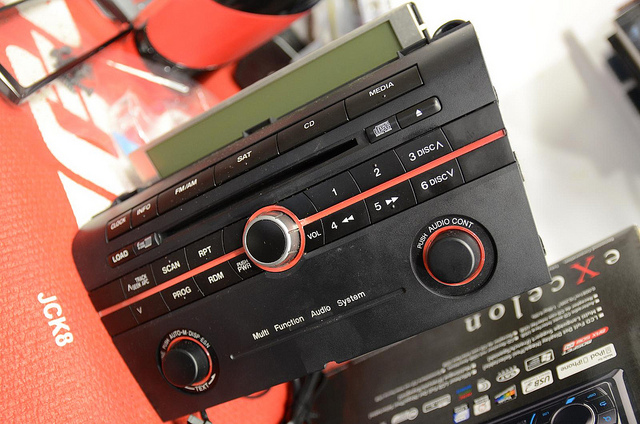 5885347439_3aef62e2d3_z